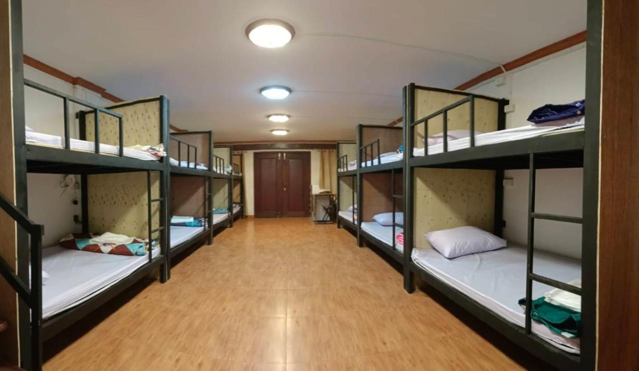 Pakse Backpacker Hostel2023 Bagian luar foto
